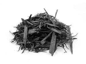 Premium black mulch